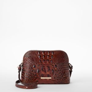 Pecan Melbourne swatch