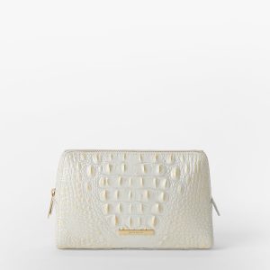 Chantilly Melbourne swatch
