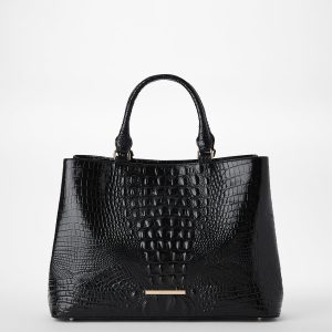 Black Melbourne swatch