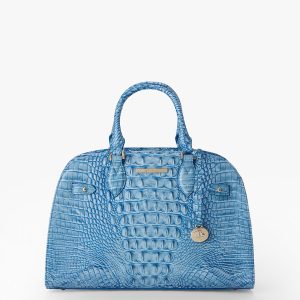 Aura Blue Melbourne swatch