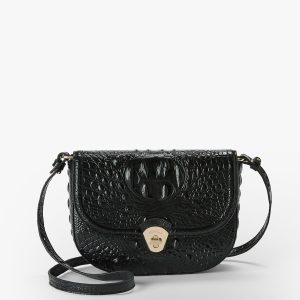 Black Melbourne swatch