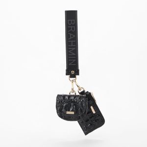Black Melbourne swatch
