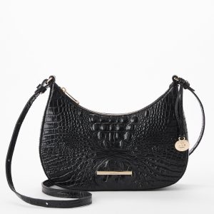 Black Melbourne swatch
