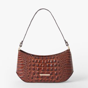 Pecan Melbourne swatch