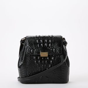 Black Melbourne swatch