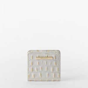 Chantilly Melbourne swatch