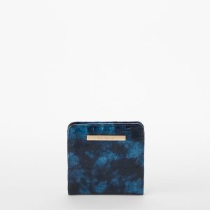 Ultramarine Nile swatch