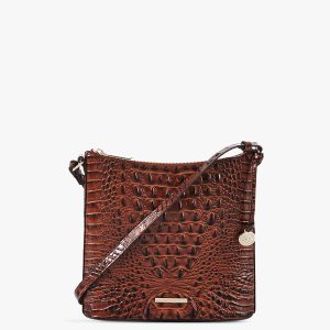 Pecan Melbourne swatch