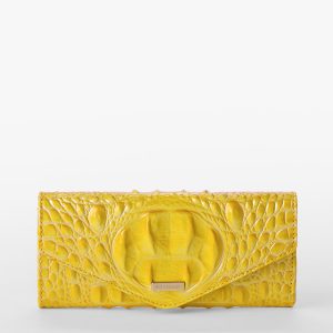 Vivid Yellow Melbourne swatch