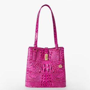 Electric Fuchsia Melbourne swatch
