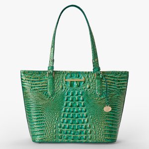 Jungle Jewel Melbourne swatch
