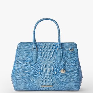 Aura Blue Melbourne swatch