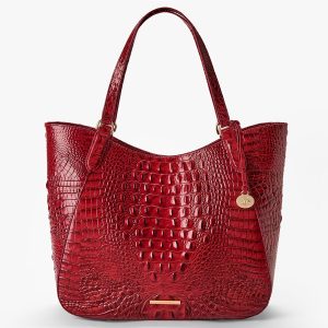 Volcanic Red Melbourne swatch